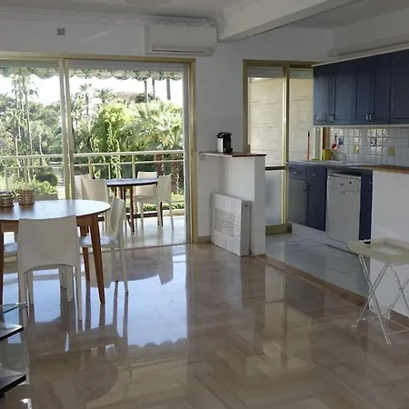 Air-conditioned Waterfront With Pool * Cannes